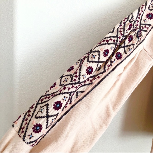 FREE PEOPLE Senorita Embroidered Puff Sleeve V-Neck Sweatshirt - Picture 7 of 11